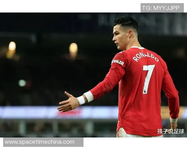 21号球衣的传奇足球明星盘点他们的荣耀与足迹