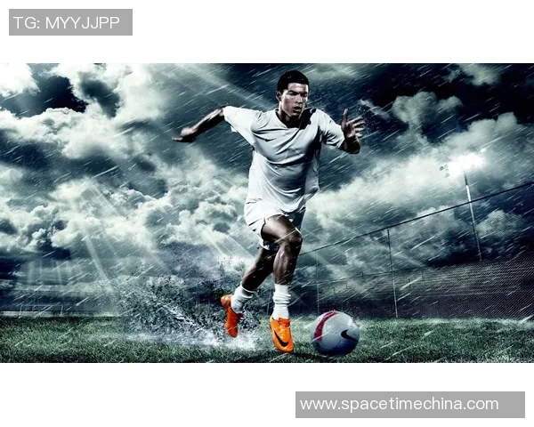 足球巨星汇聚九宫格壁纸展现全球顶级球员风采与激情瞬间